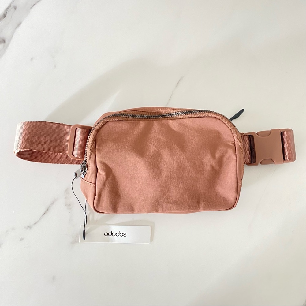 NWT Ododos Fanny Pack - Mauve Brown